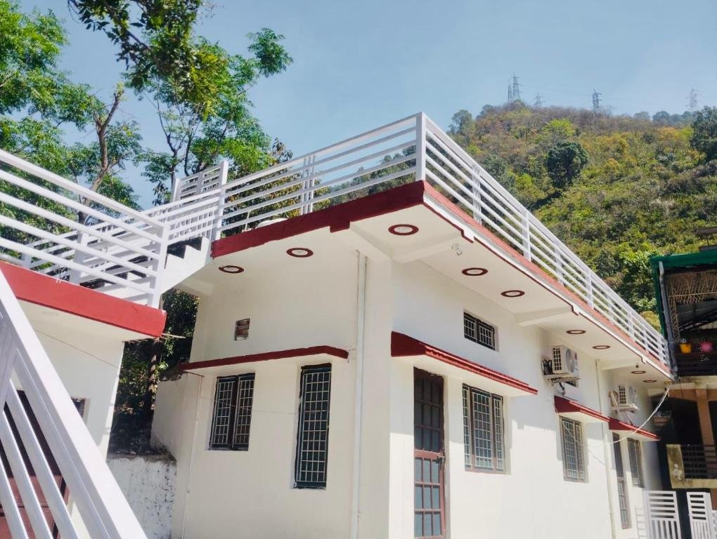 Lake View Homestay